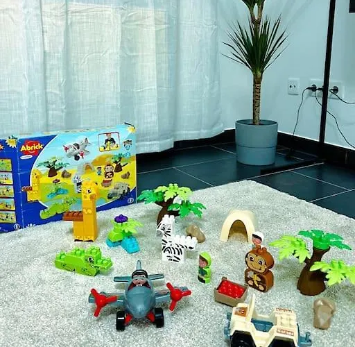 Comfy In Modern 2-bdr Near Downtown